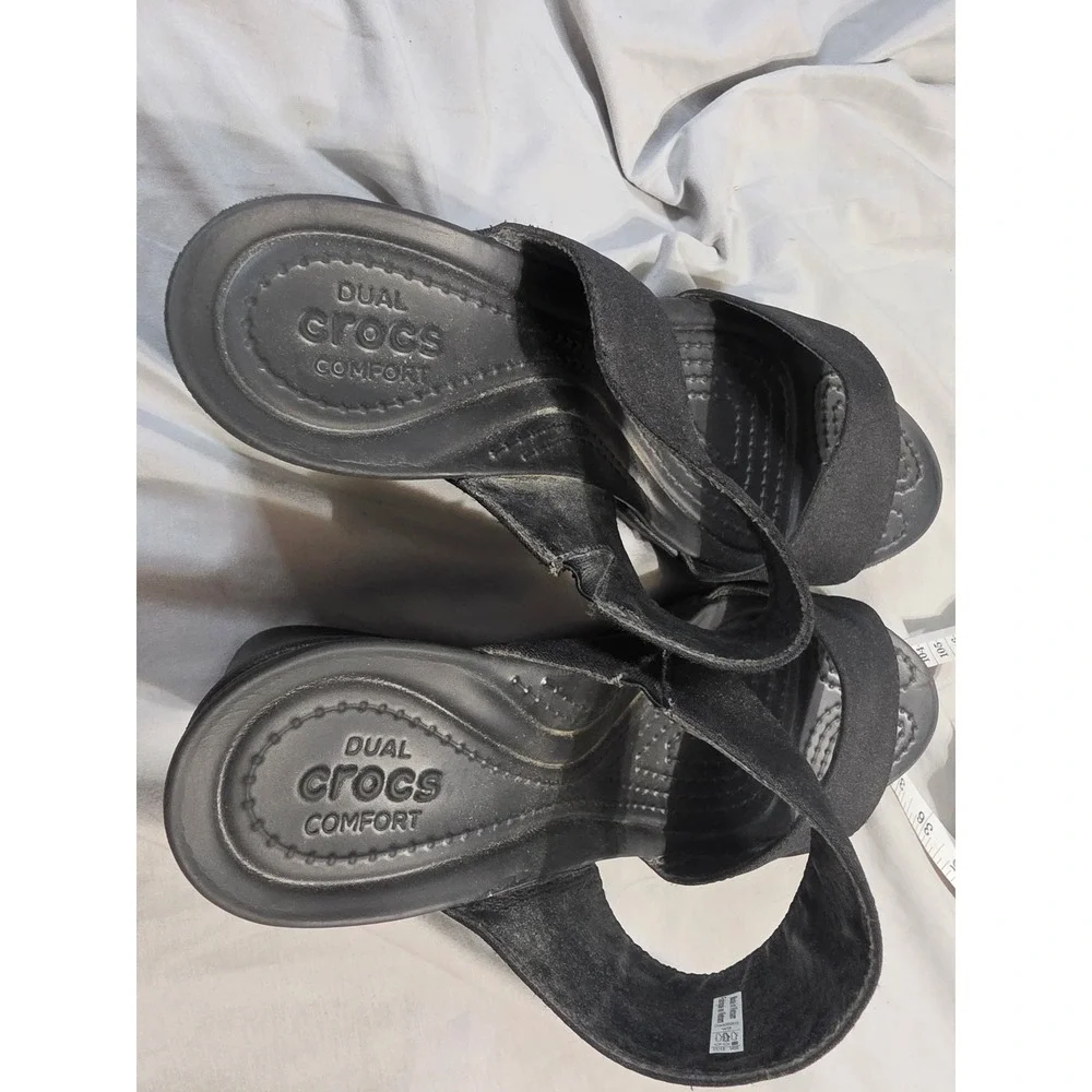 Crocs Leigh II Black Wedge Sandals Womens 9 Two Strap Platform Slides 202512